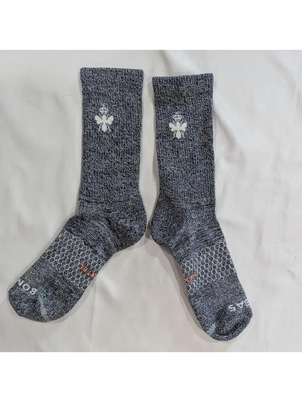 $66 NEW 3 RANDOM PAIRS Bombas Hex Tec Performance Socks Men's L Random Colors